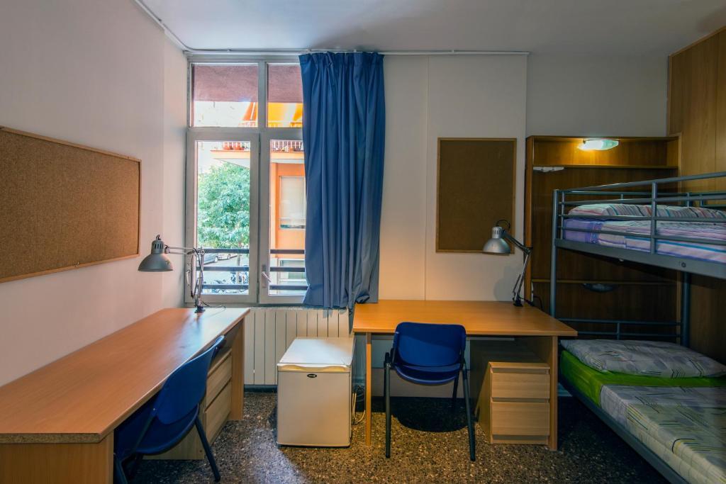 Хостел Residencia Sants Барселона Номер фото