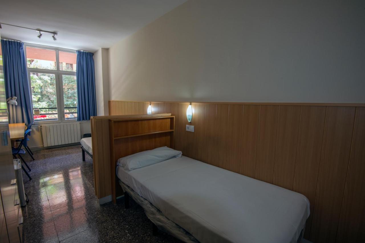 Хостел Residencia Sants Барселона Номер фото